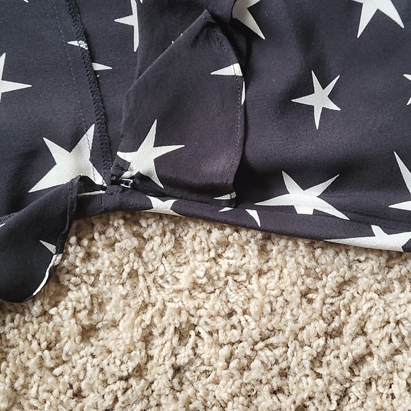 Women's dress - Picture 3 of 9